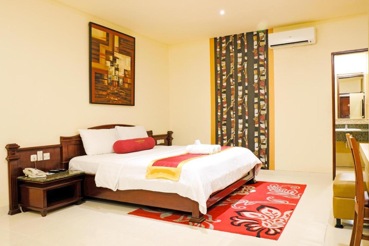 3 Putra Bi Executive Hotel Jakarta Exterior photo